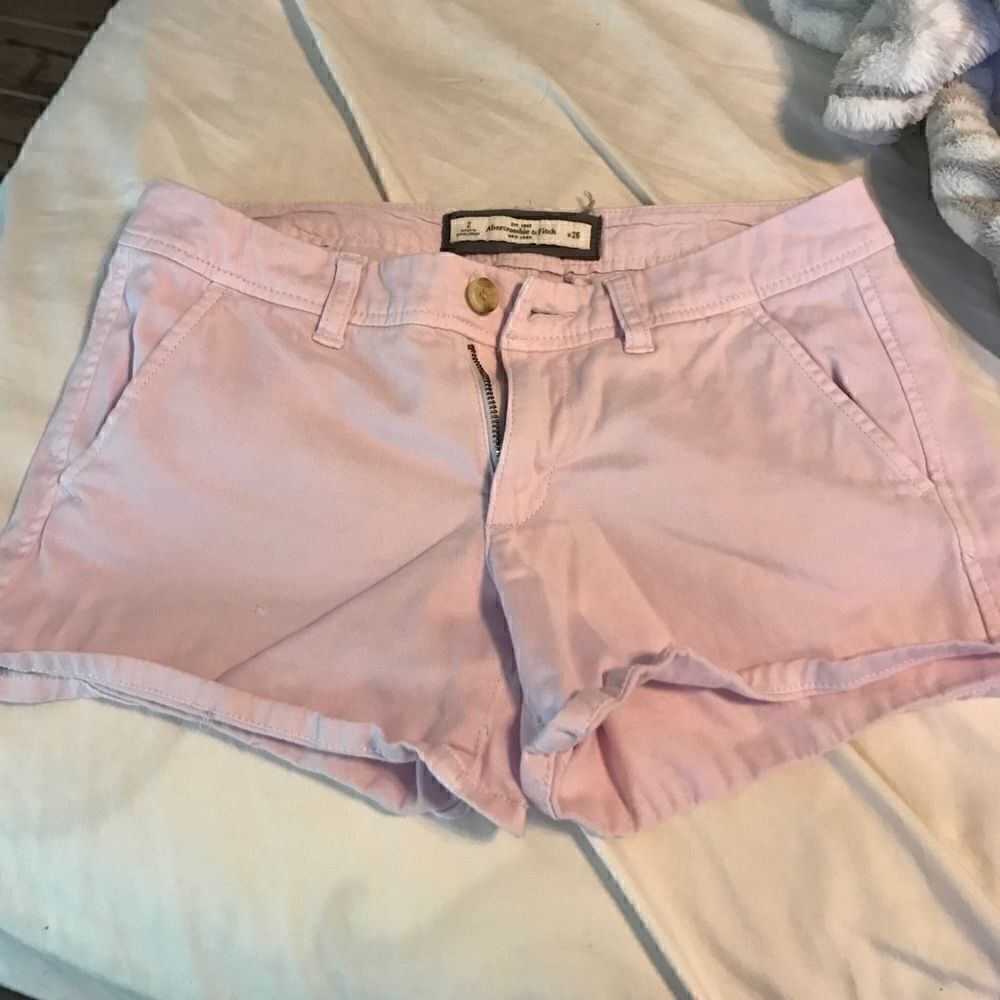 Light pink Abercrombie shorts sz 2 / 26